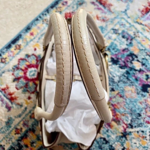 Coach Limited Edition Leather Bag - Picture 10 of 11